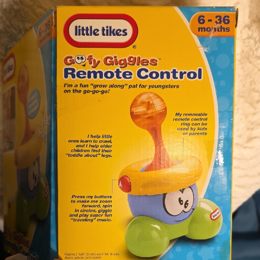 Little Tikes Goofy Giggles Remote Control Car - Blue and Green - Picture 2 of 4